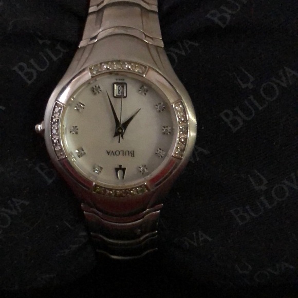 NEW bulova watch with real diamonds